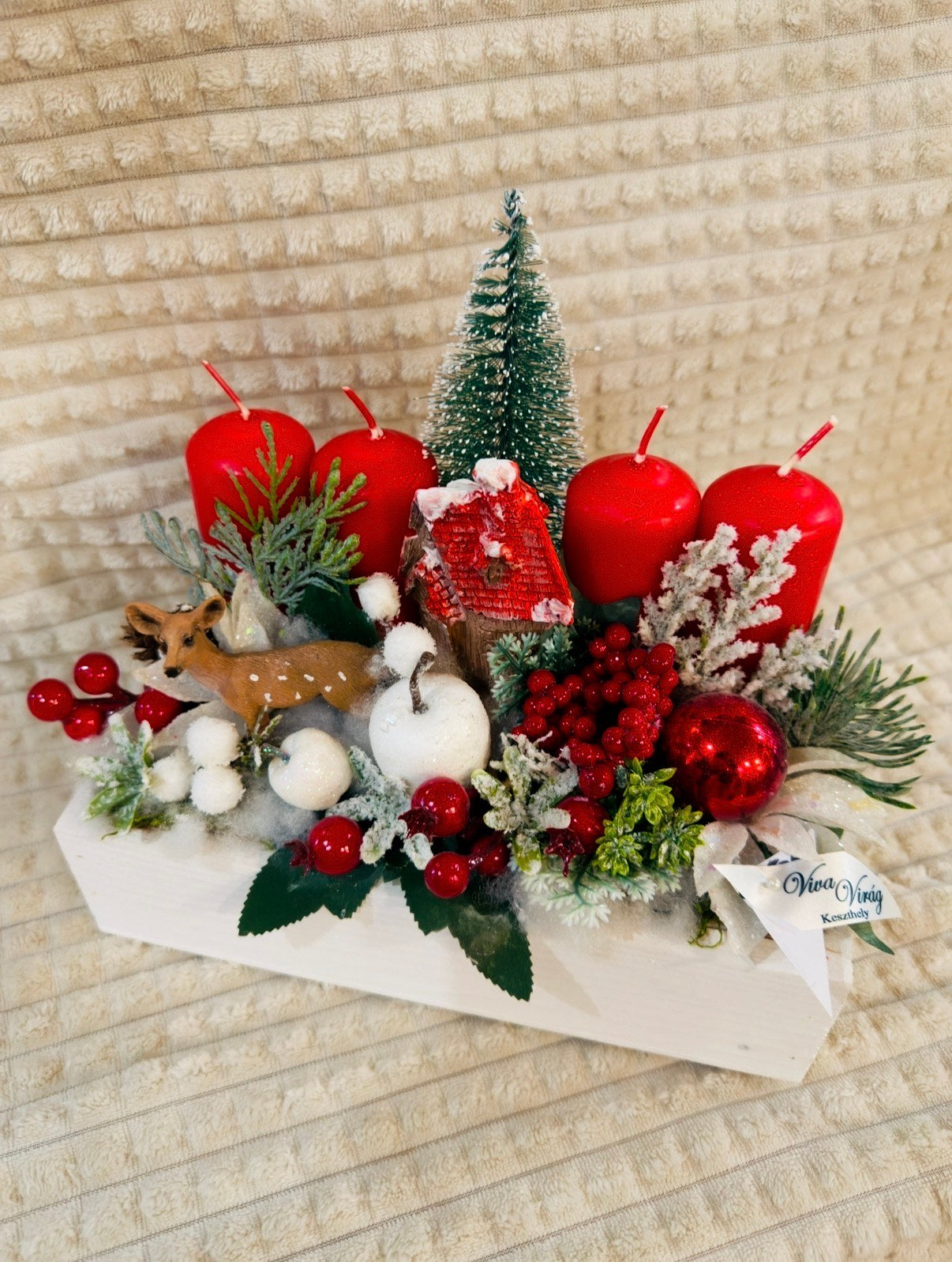 Piros-Fehér Szarvasos Dísz